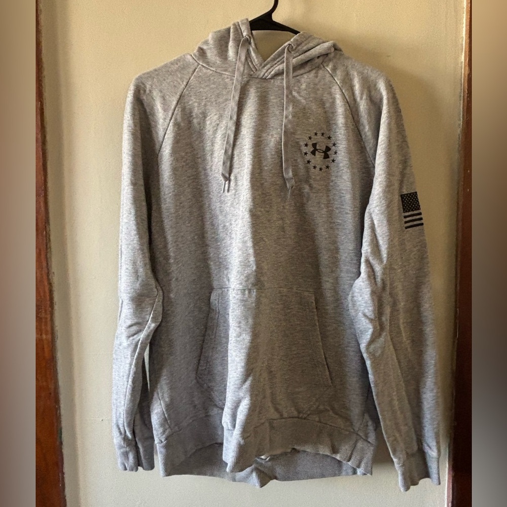 Larger under armor hoodie